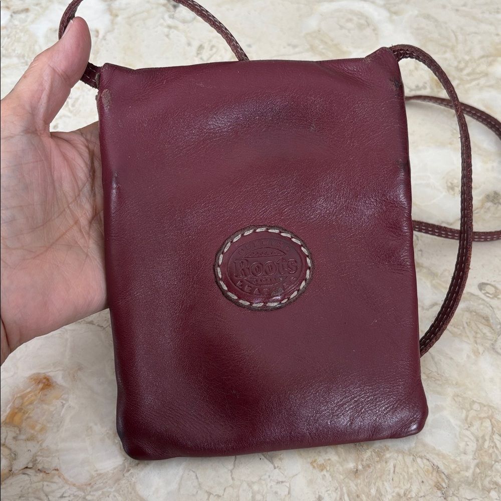 Vintage Roots Hanging Pouch Leather Crossbody Bag - Picture 6 of 15